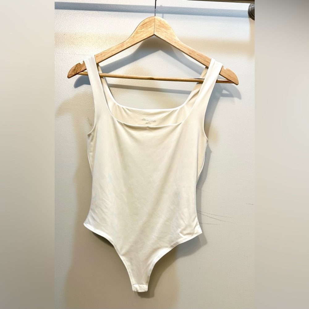 SWS Contour Snap Thong Bodysuit Tank White Womans Size M